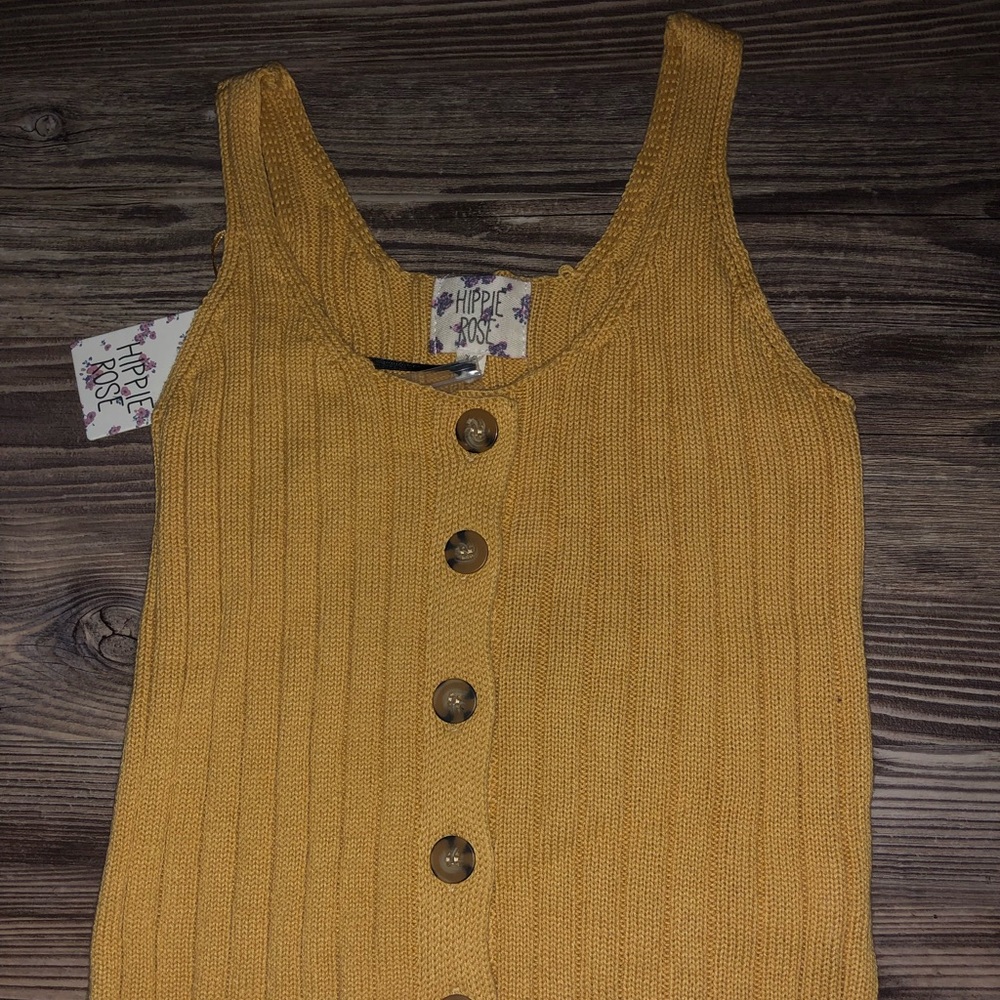 Yellow hippie rose brand stretchy yellow shirt
